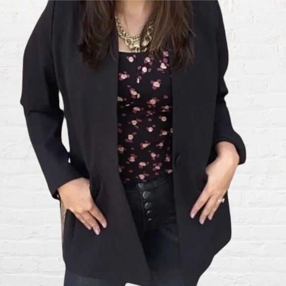 Womens Floral Print Sleeveless Fitted Crop Top Size Medium Black Pink Ponte Knit - Picture 10 of 10